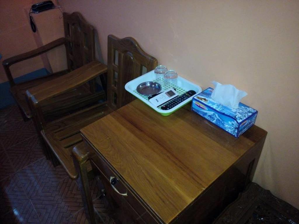 Star Max Hotel Yangon Esterno foto