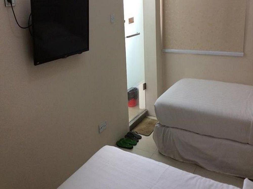 Star Max Hotel Yangon Esterno foto