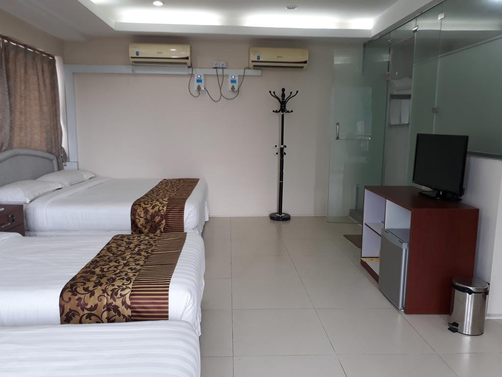 Star Max Hotel Yangon Esterno foto