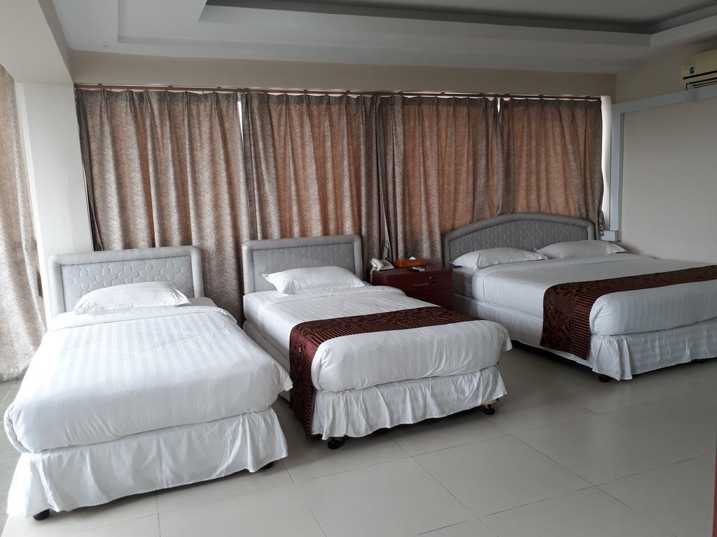 Star Max Hotel Yangon Esterno foto