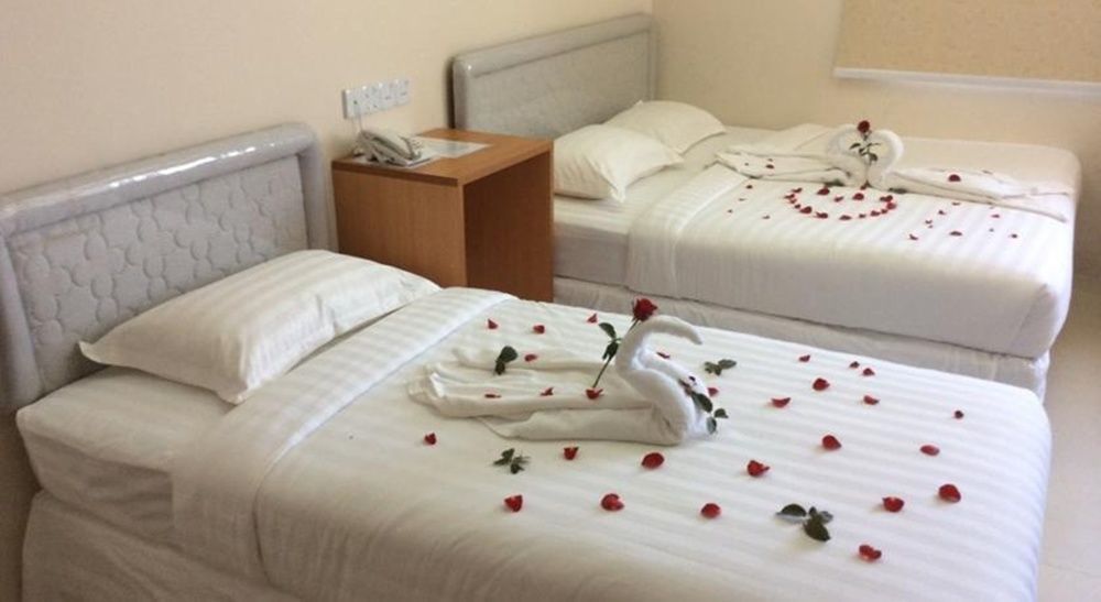 Star Max Hotel Yangon Esterno foto